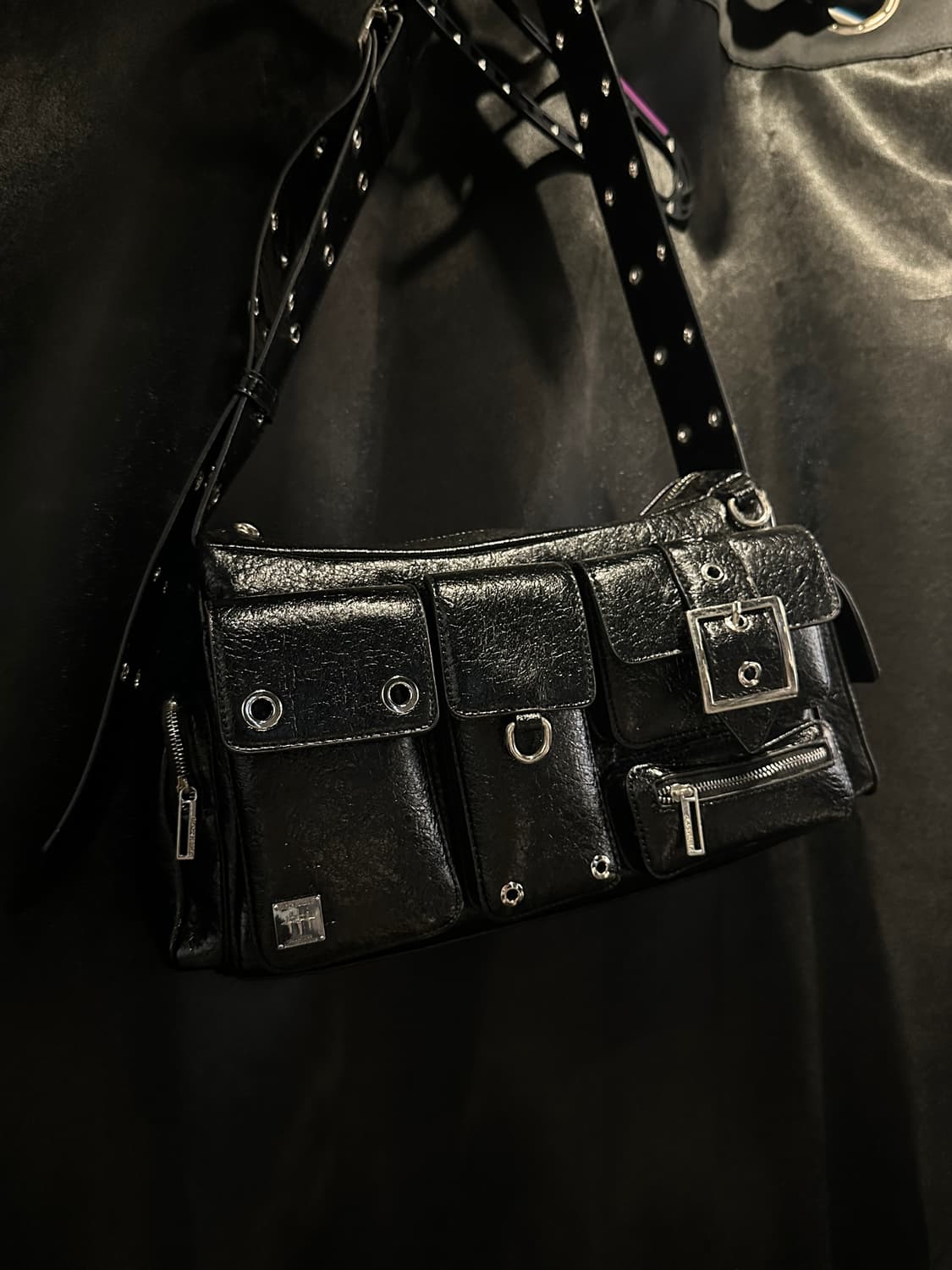 블랙퍼플 포트리스백 Fortress Bag-Black 상품이미지6