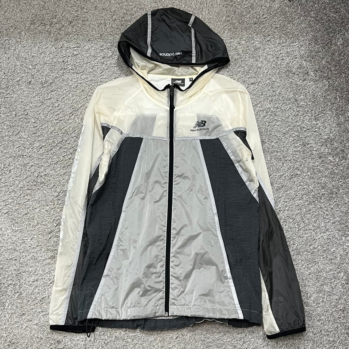 [95] 뉴발란스 경량 바람막이 상품이미지2
