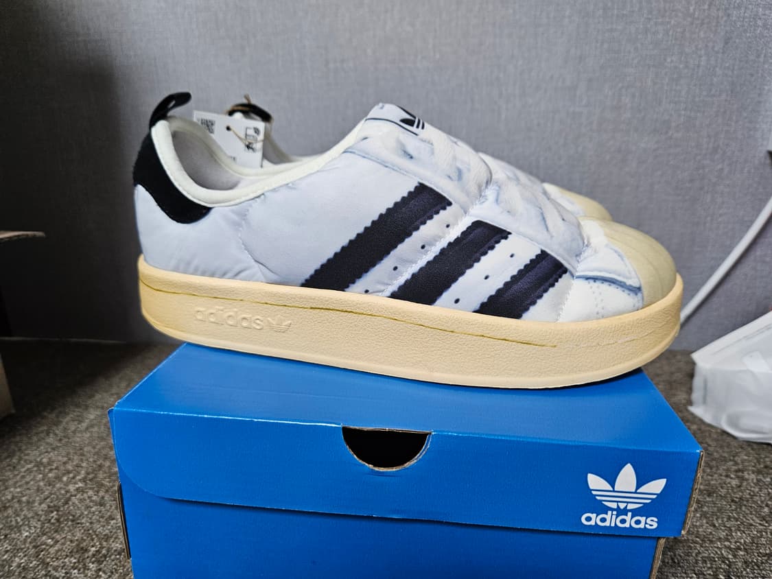 아디다스 퍼피렛 슈퍼스타 클라우드 화이트 245 새상품  상품이미지4