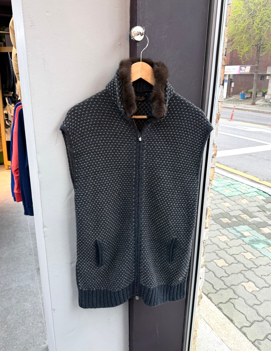 42/ 로로피아나 밍크 베이비캐시미어 베스트 집업 상품이미지2