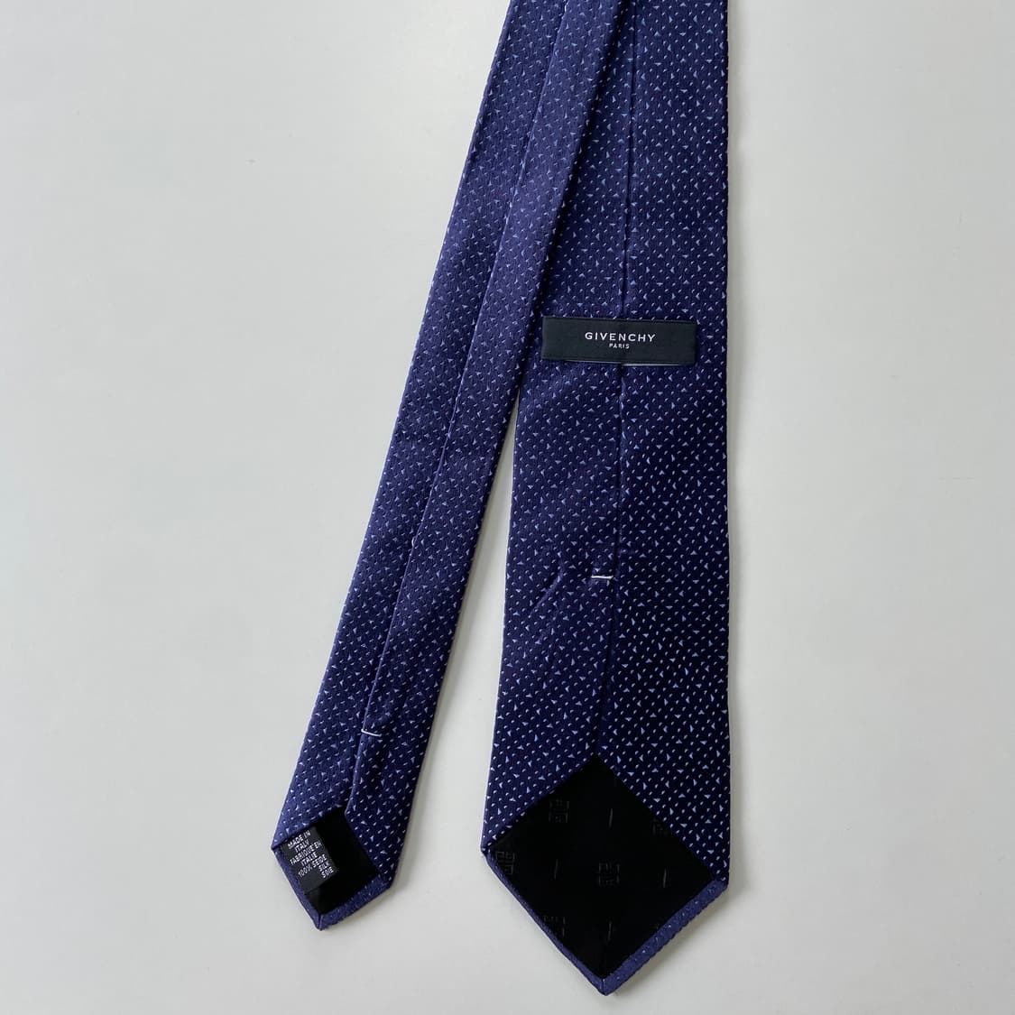 지방시 심플로고 정품 명품넥타이 (GIVENCHY) 8.6cm 상품이미지2
