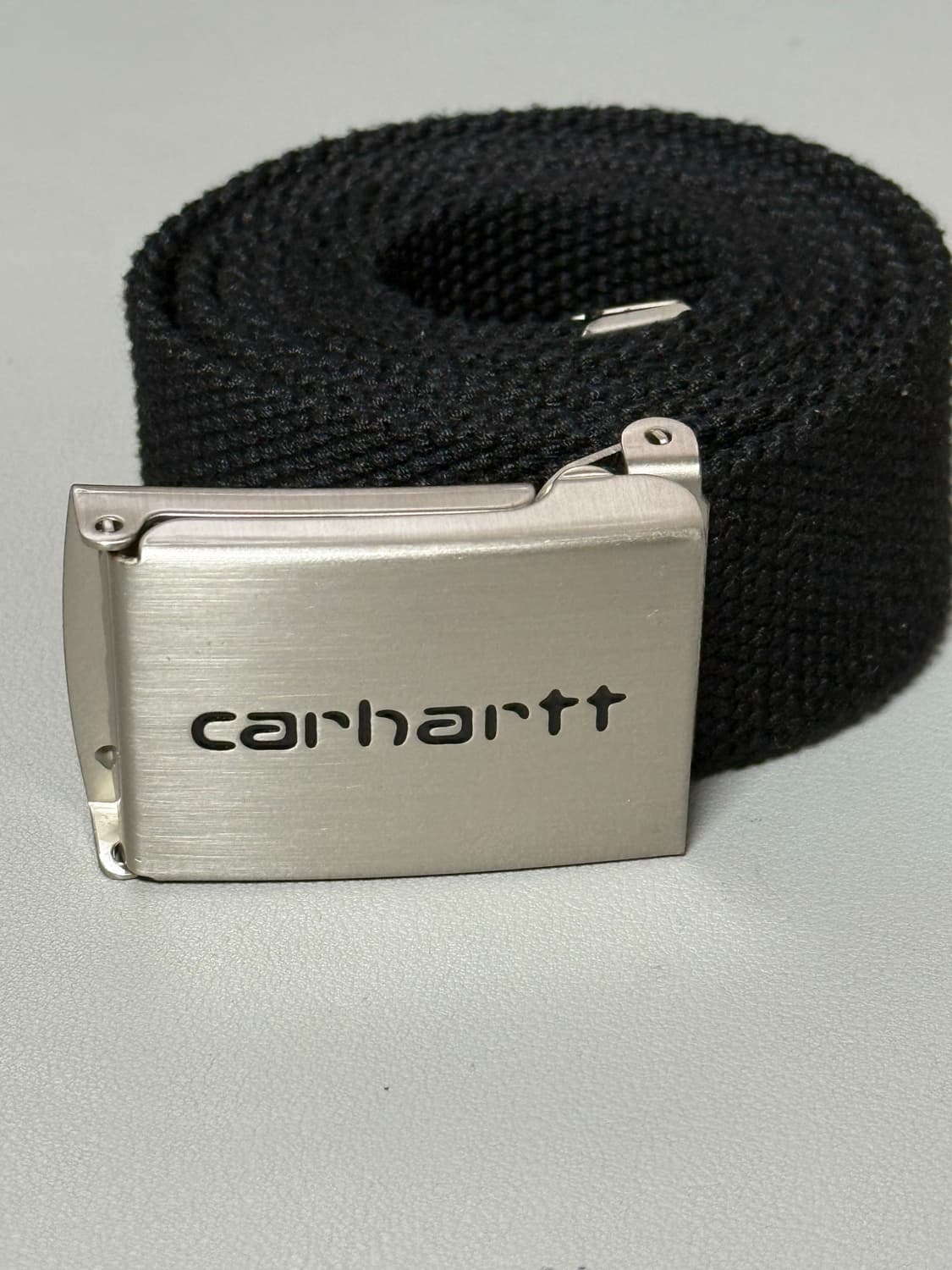 칼하트 WIP 클립 벨트 크롬 블랙 상품이미지1