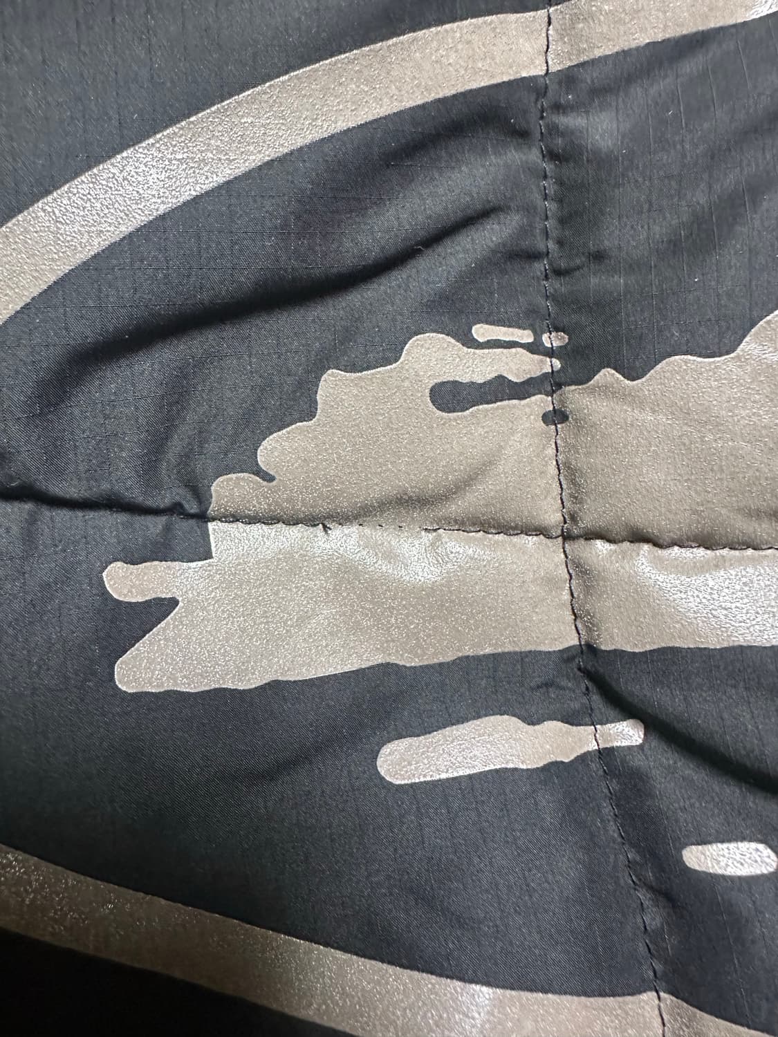 코르테이즈 경량 패딩 corteiz bellic jacket 상품이미지8