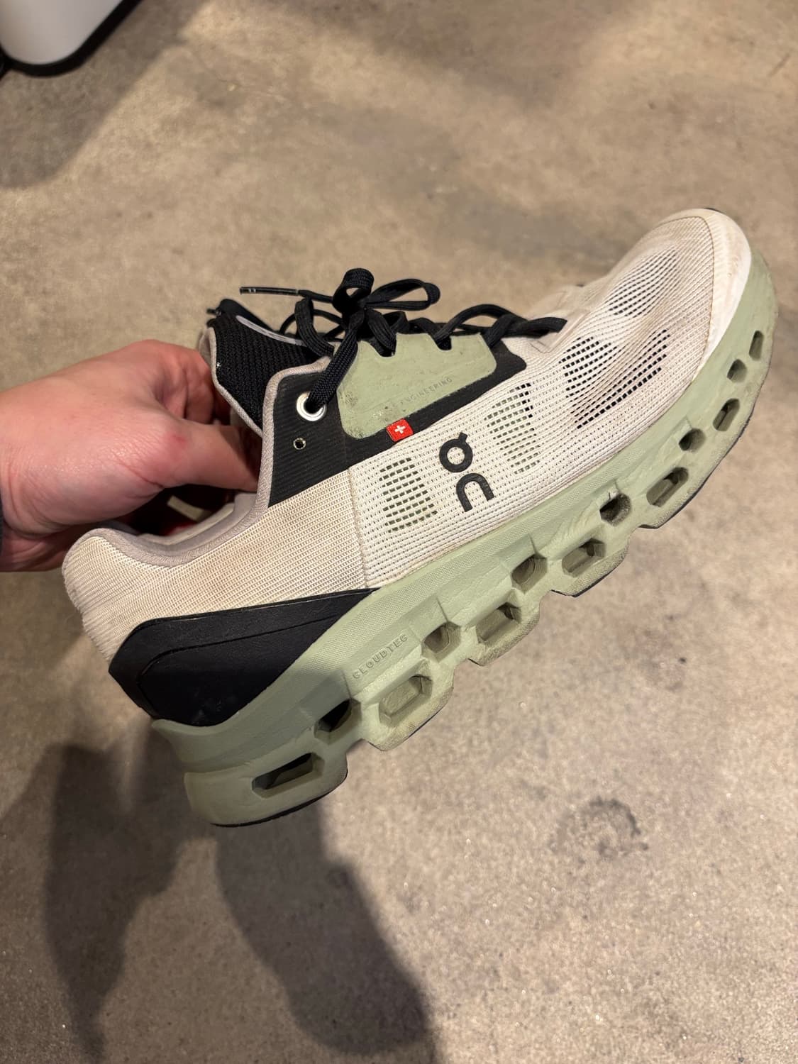 온러닝 클라우드스트라터스2 (255-260) 상품이미지1