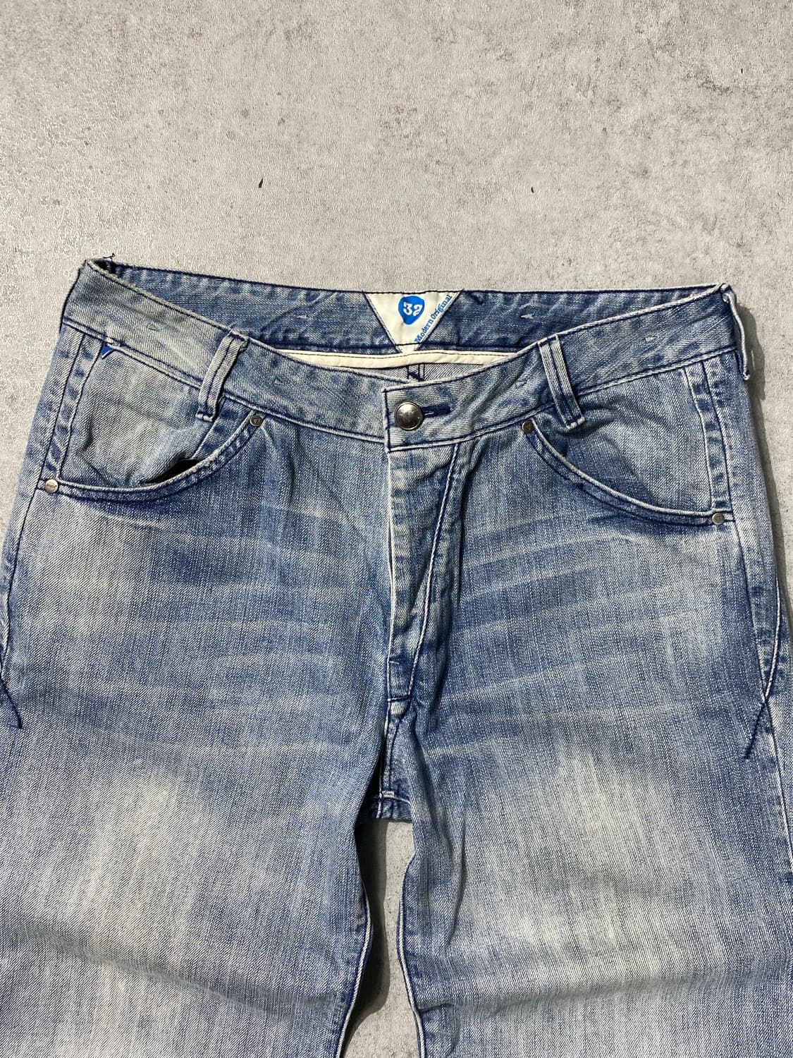 [32-33] Levi's 리바이스 모던 오리지널 신치백 데님팬츠 상품이미지2