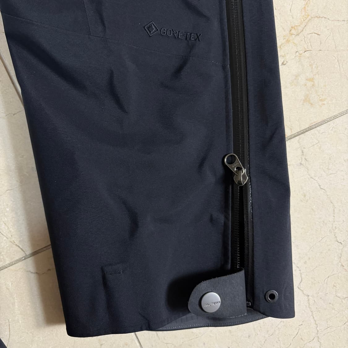 Arcteryx Beta AR pants black 상품이미지7