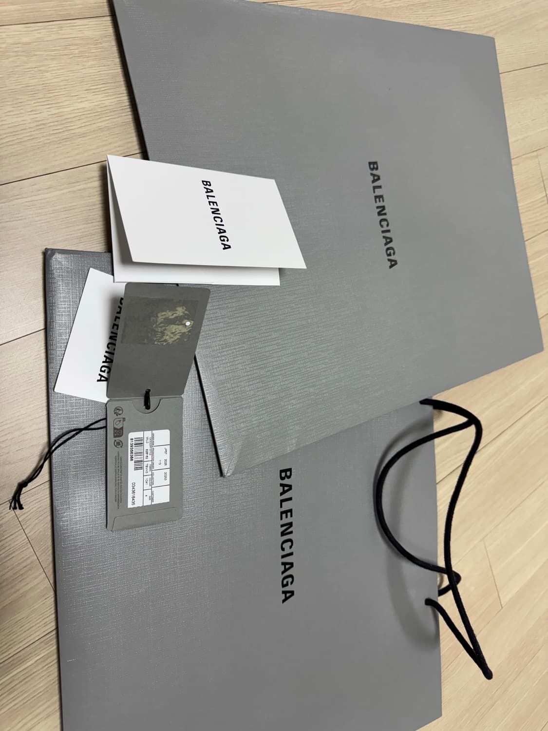 [4] 발렌시아가 유니폼 패치 후드 집업 페이드 블랙 상품이미지4