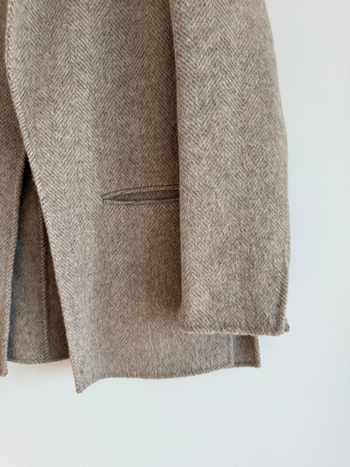 Kim seo ryong 울&알파카 헤링본 논버튼 자켓 상품이미지3