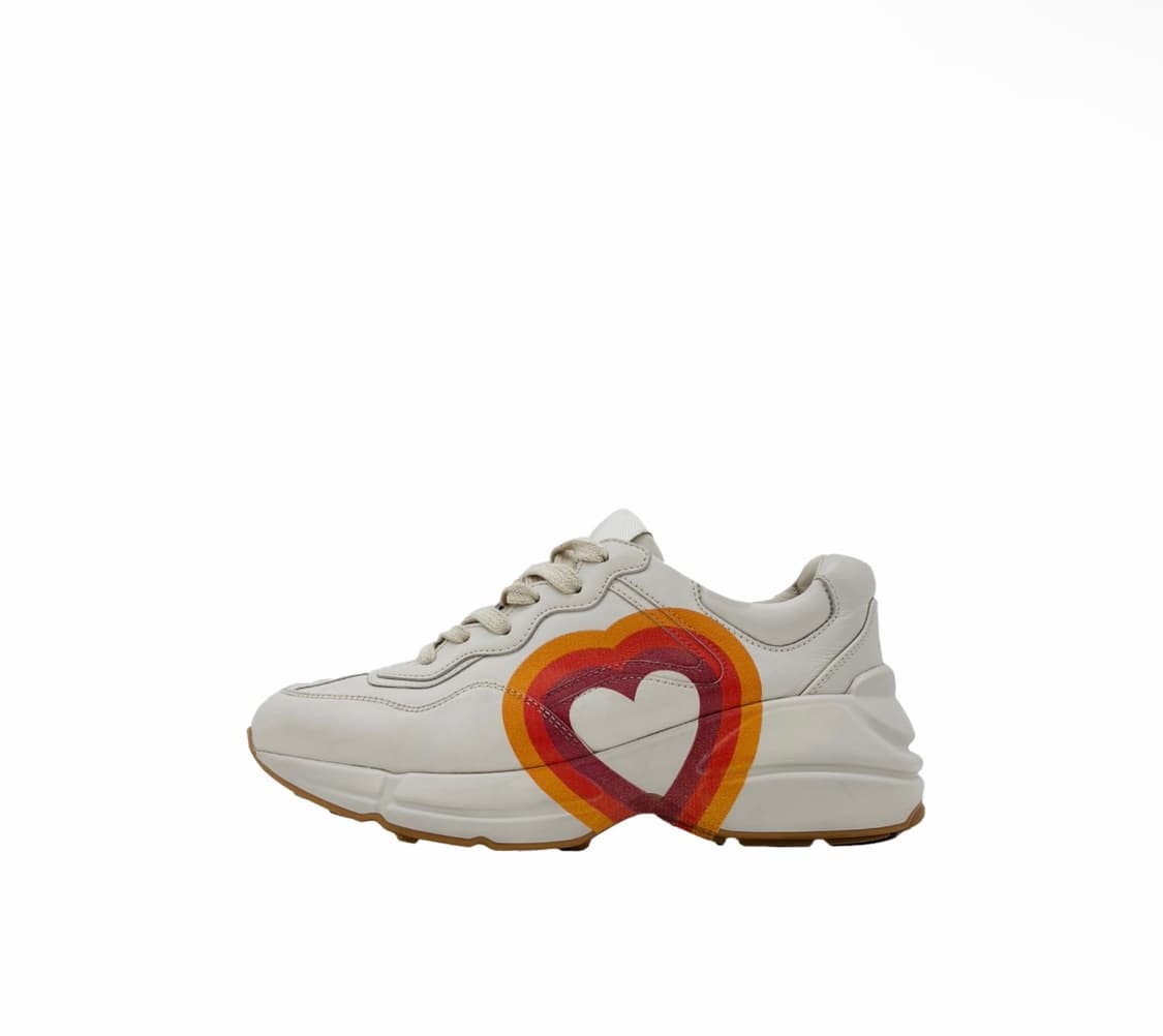 [34.5] 구찌 여성 인터로킹 G 하트 레더 리이톤 롸이톤 스니커즈 상품이미지2