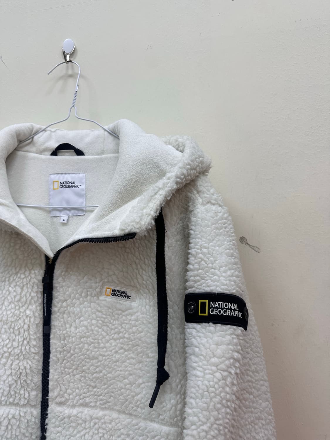 네셔널지오그래픽 뽀글이 후드집업 상품이미지4