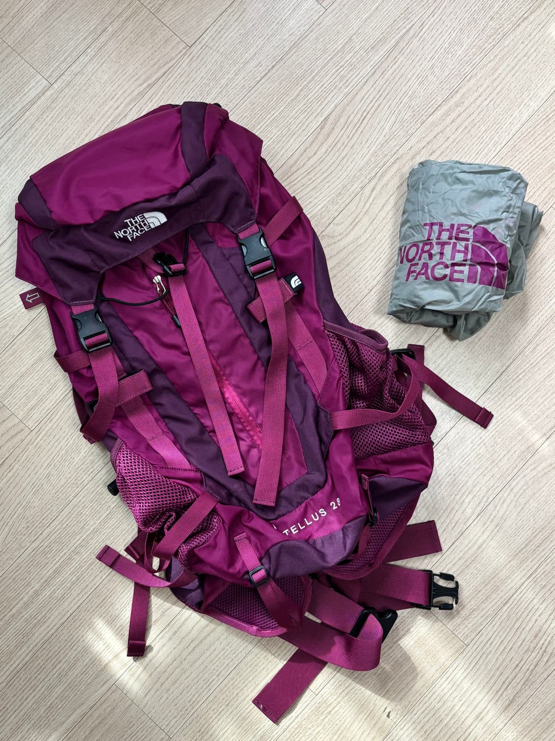 노스페이스 28L 백패킹 백팩 상품이미지1