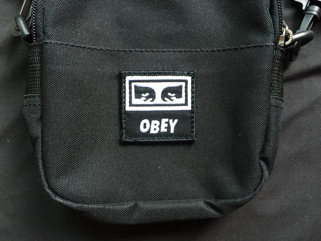 OBEY 크로스 백 상품이미지1