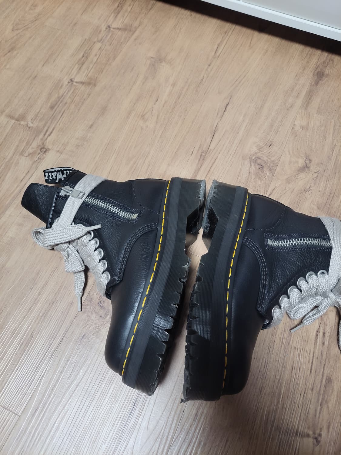 닥터마틴 × 릭오웬스 상품이미지3