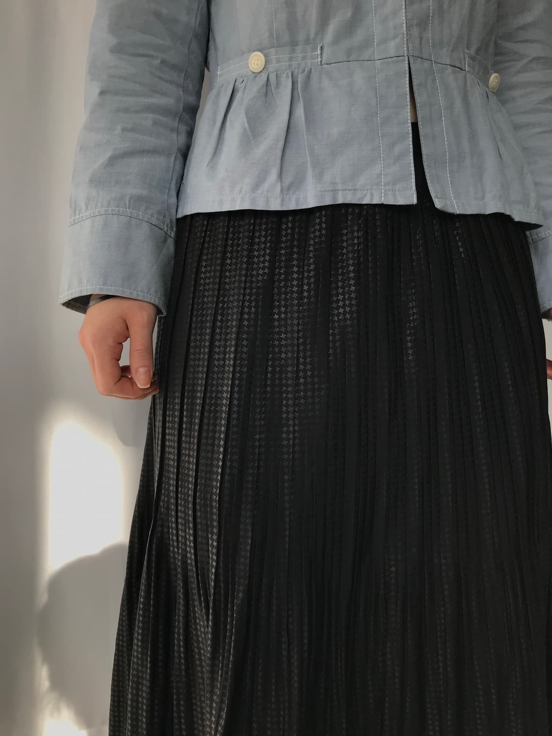 텍스쳐 플리츠 미디 스커트  상품이미지4