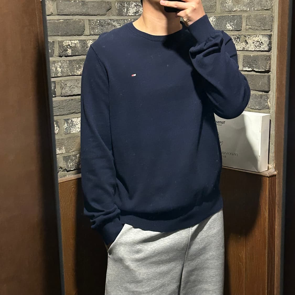 L) 타미힐피거 네이비 라운드넥 니트 상품이미지9