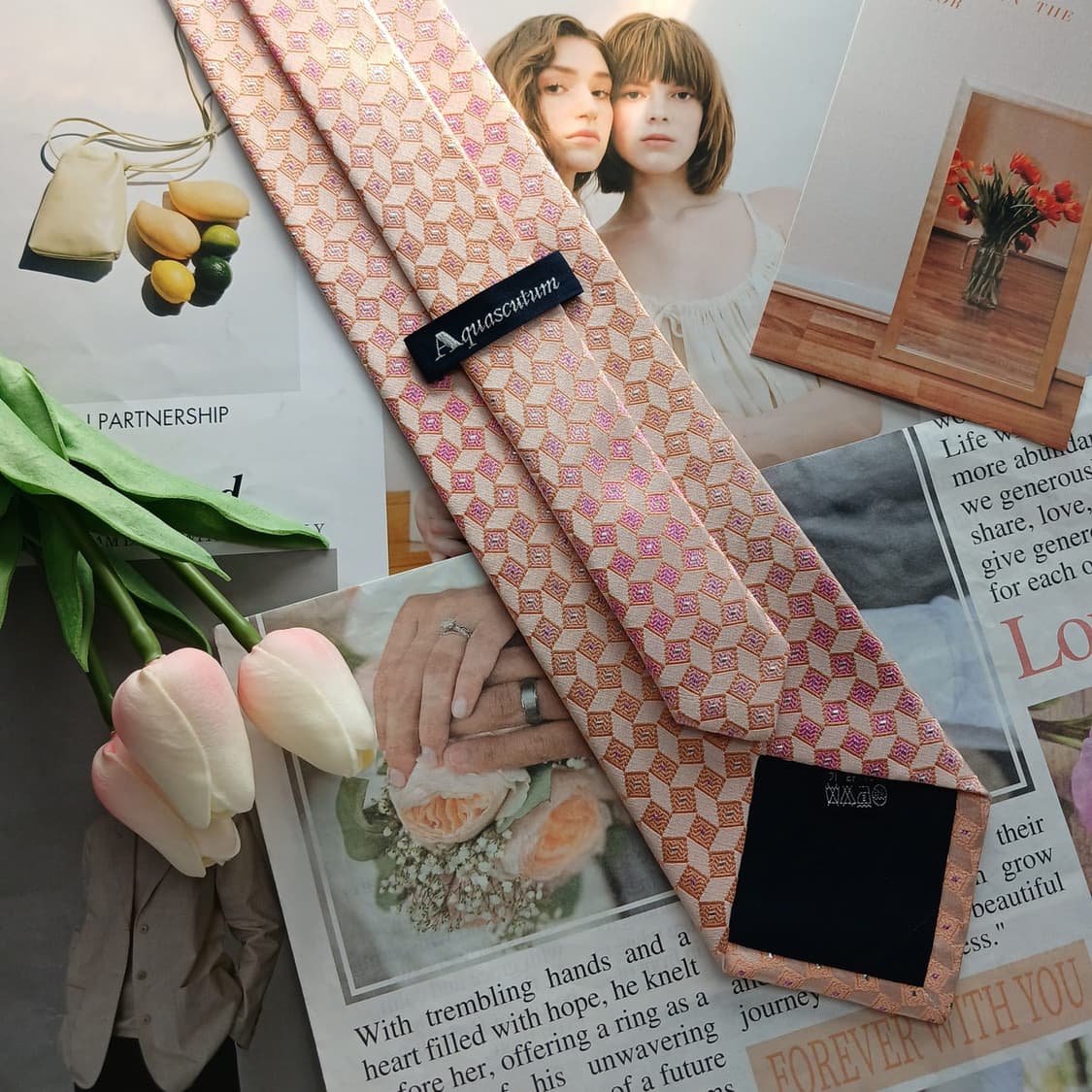 아쿠아스큐텀 실크 핑크 지오메트릭 넥타이 9cm A등급 A18561
 상품이미지4