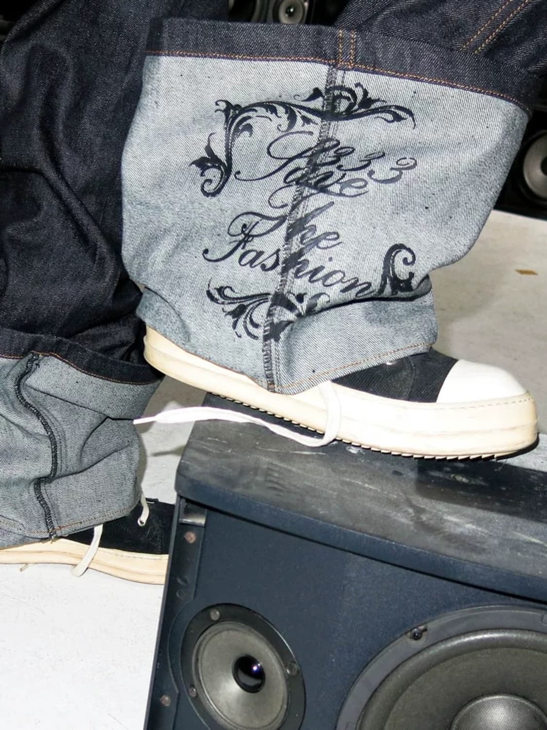 그래픽 워싱 데님 팬츠 상품이미지3