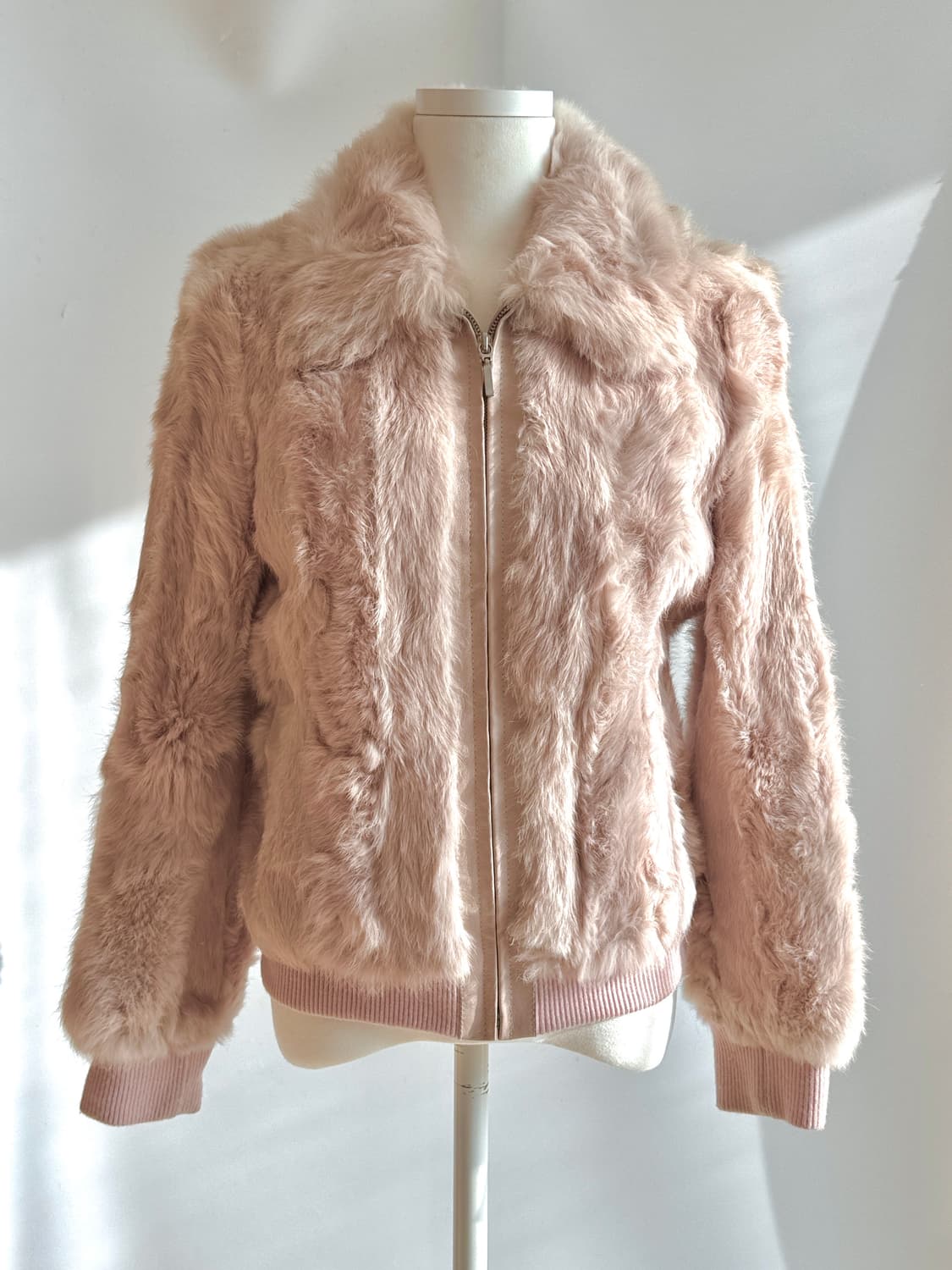 레스트로즈 가죽트리밍 퍼자켓 히메갸루 오네갸루 일브  상품이미지1