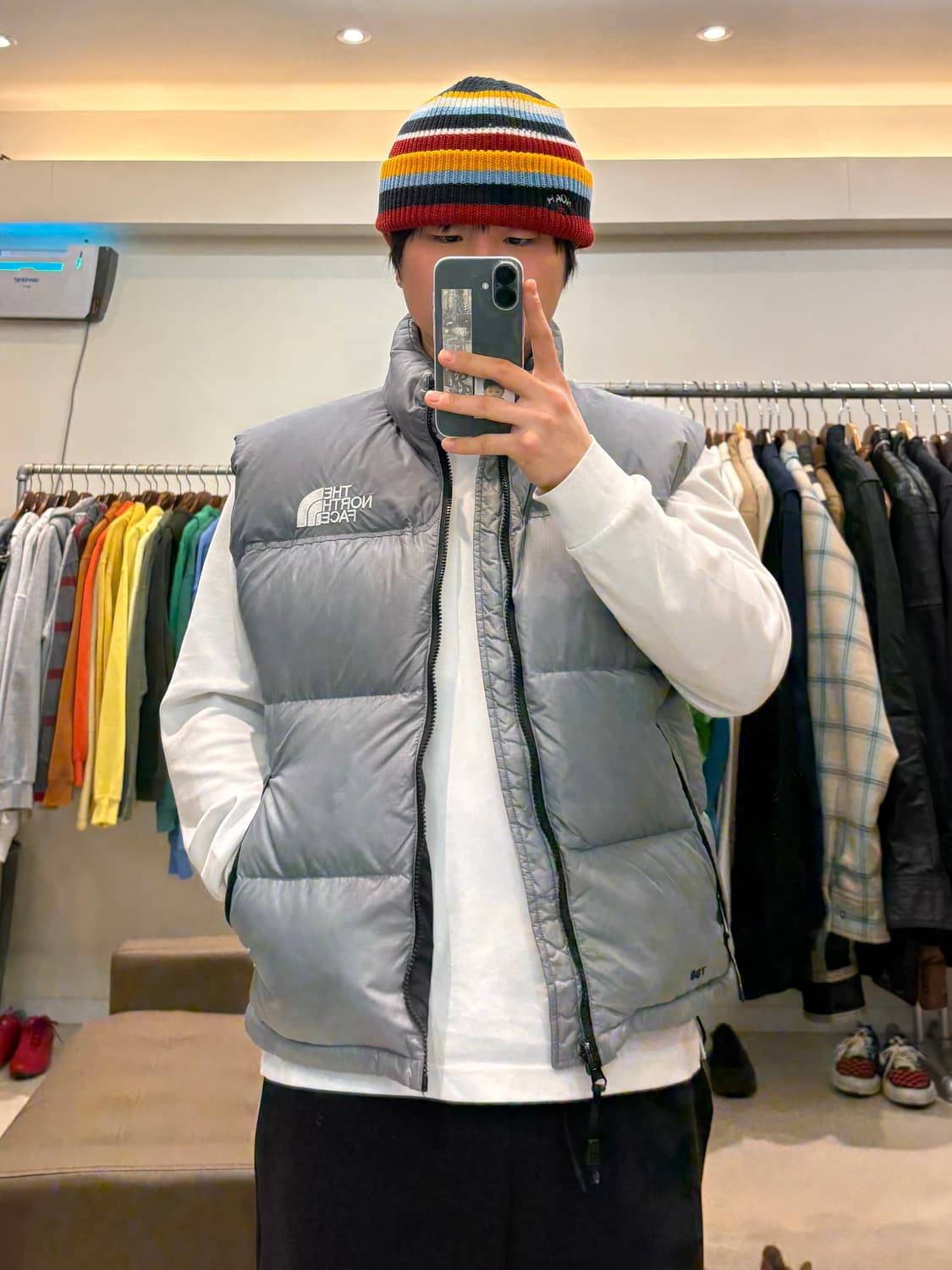 노스페이스 700 눕시 라이트그레이 패딩 베스트  상품이미지9