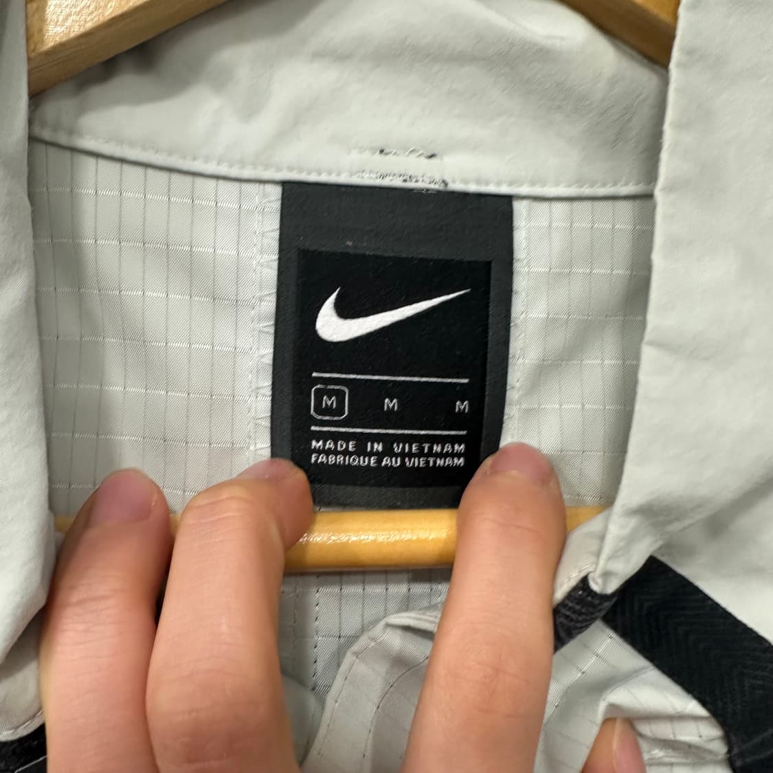 나이키 반집업 바람막이 상품이미지3