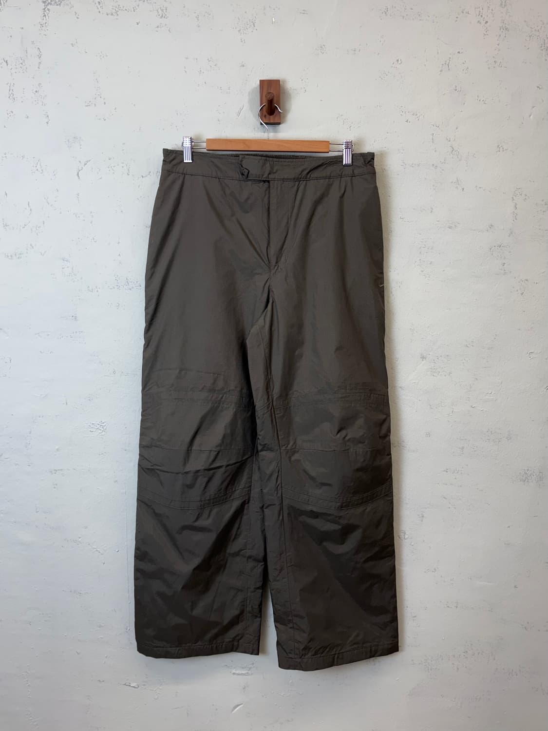 나이키 00s 올드스쿨 와이드 트랙팬츠 카키 상품이미지1