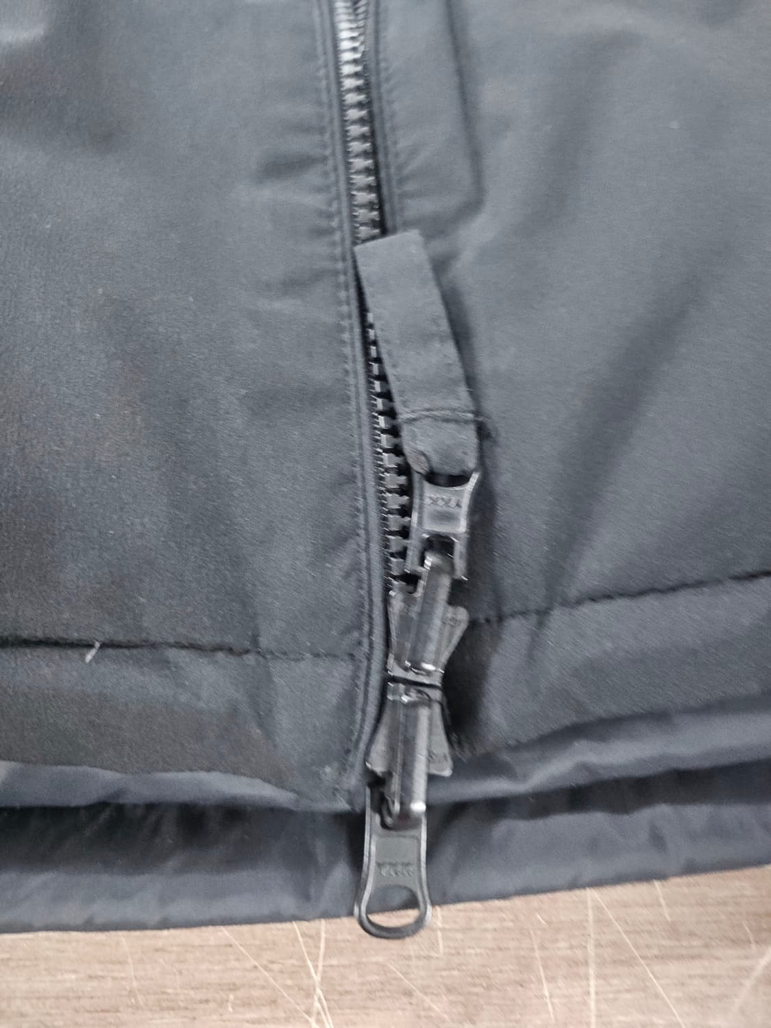 네파 블랙 양면 구스 다운 패딩  95 상품이미지6