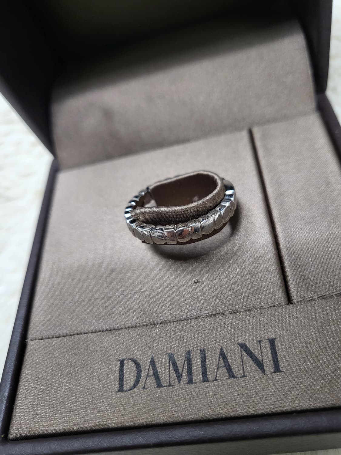 다미아니 벨에포크 플래티늄 반지(20인치) 상품이미지3