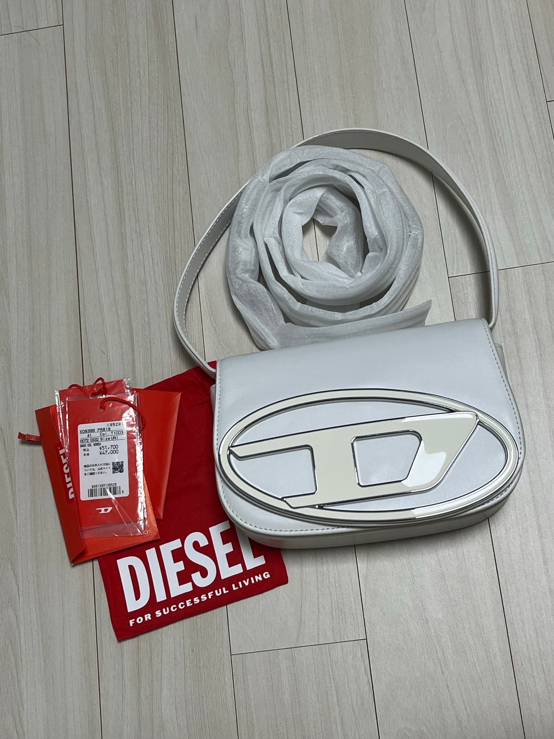 디젤 숄더백 화이트 상품이미지2