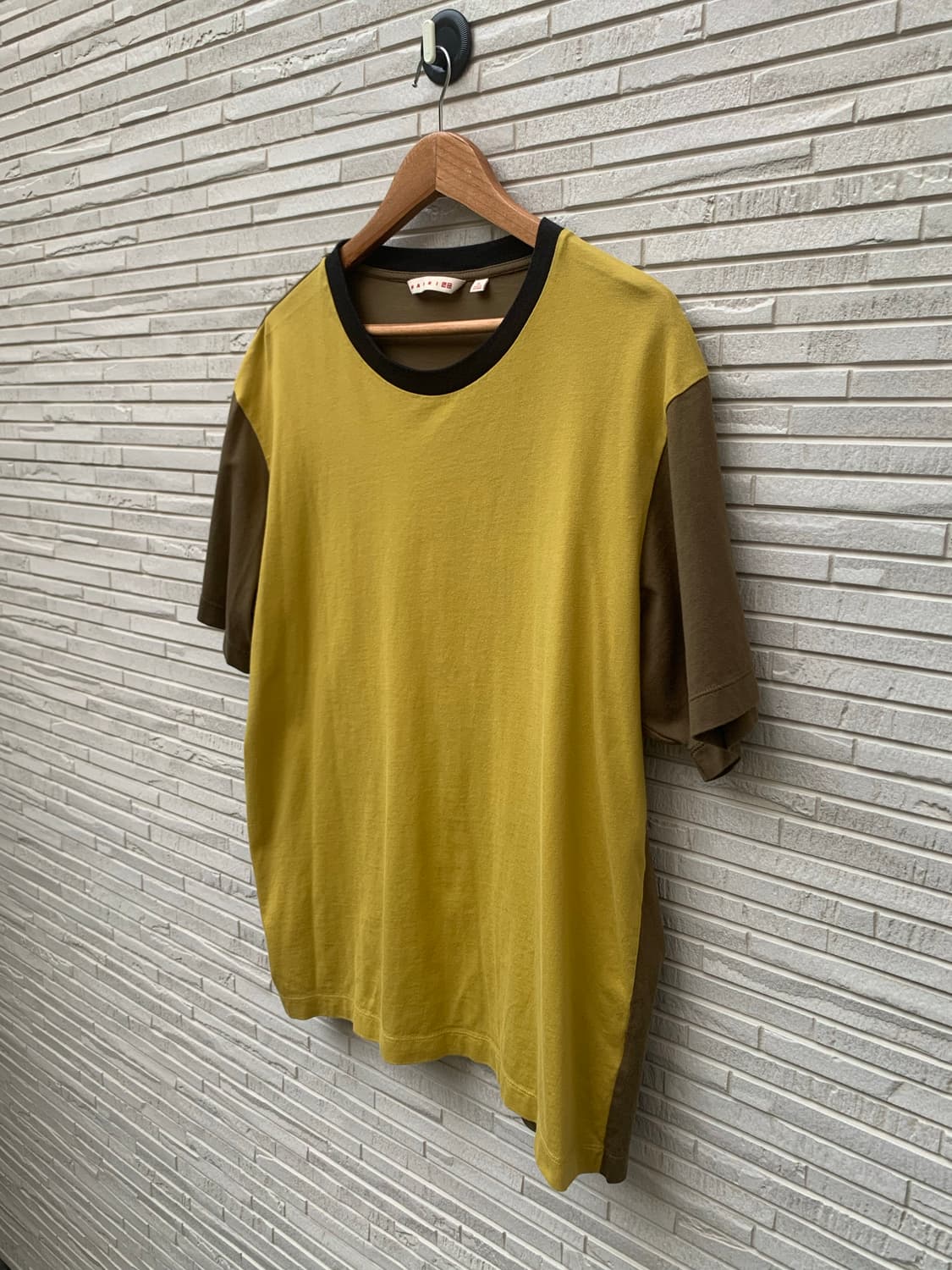 마르니 유니클로 컬러블록 반팔 티셔츠 (Mustard) 상품이미지6