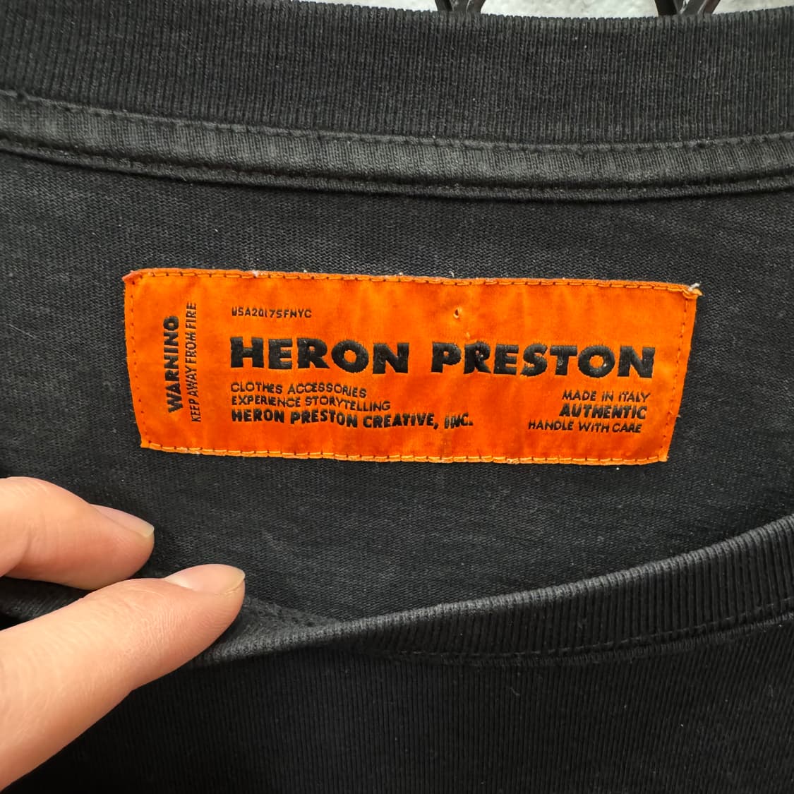 헤론 프레스톤 빈티지 반팔 티셔츠 전면 프린팅 포인트 블랙 상품이미지6