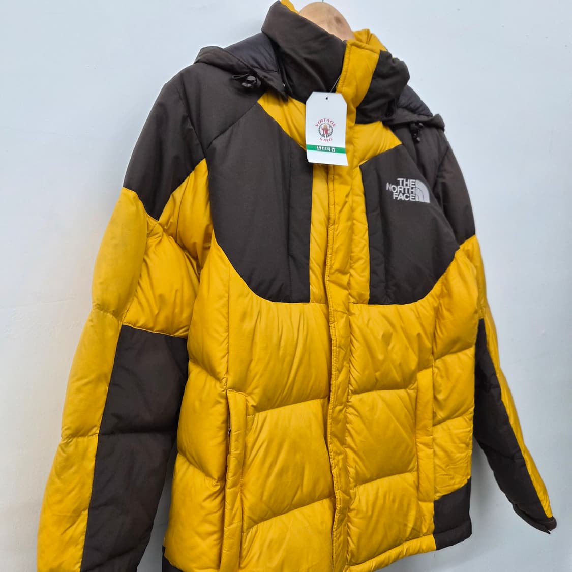 노스페이스 700 구스다운 옐로우/브라운 배색 눕시 패딩 남녀공용 M 상품이미지2