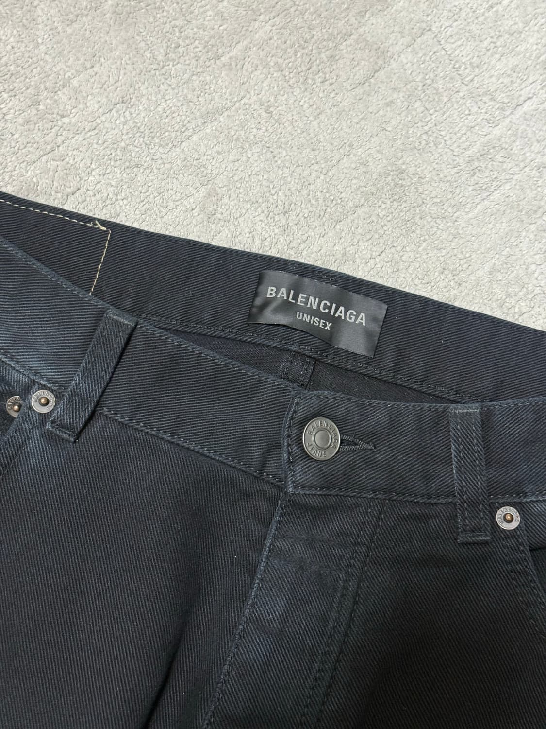 발렌시아가 사이즈 스티커 배기 데님 블랙 S 상품이미지3
