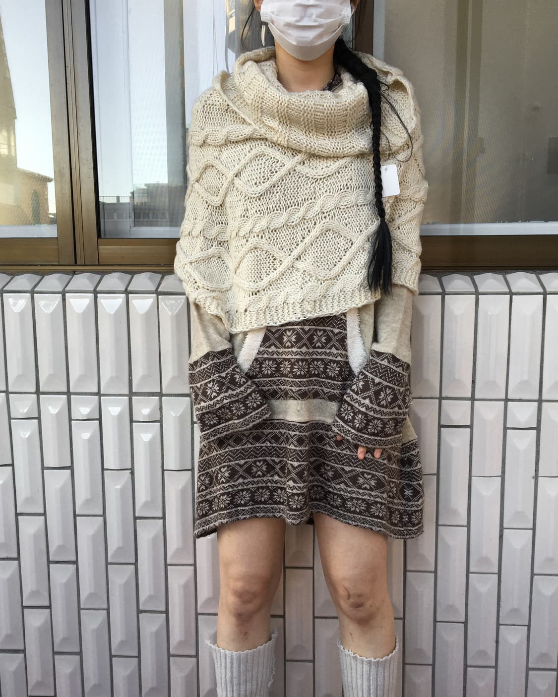 Cable pattern loose fit cape 상품이미지1