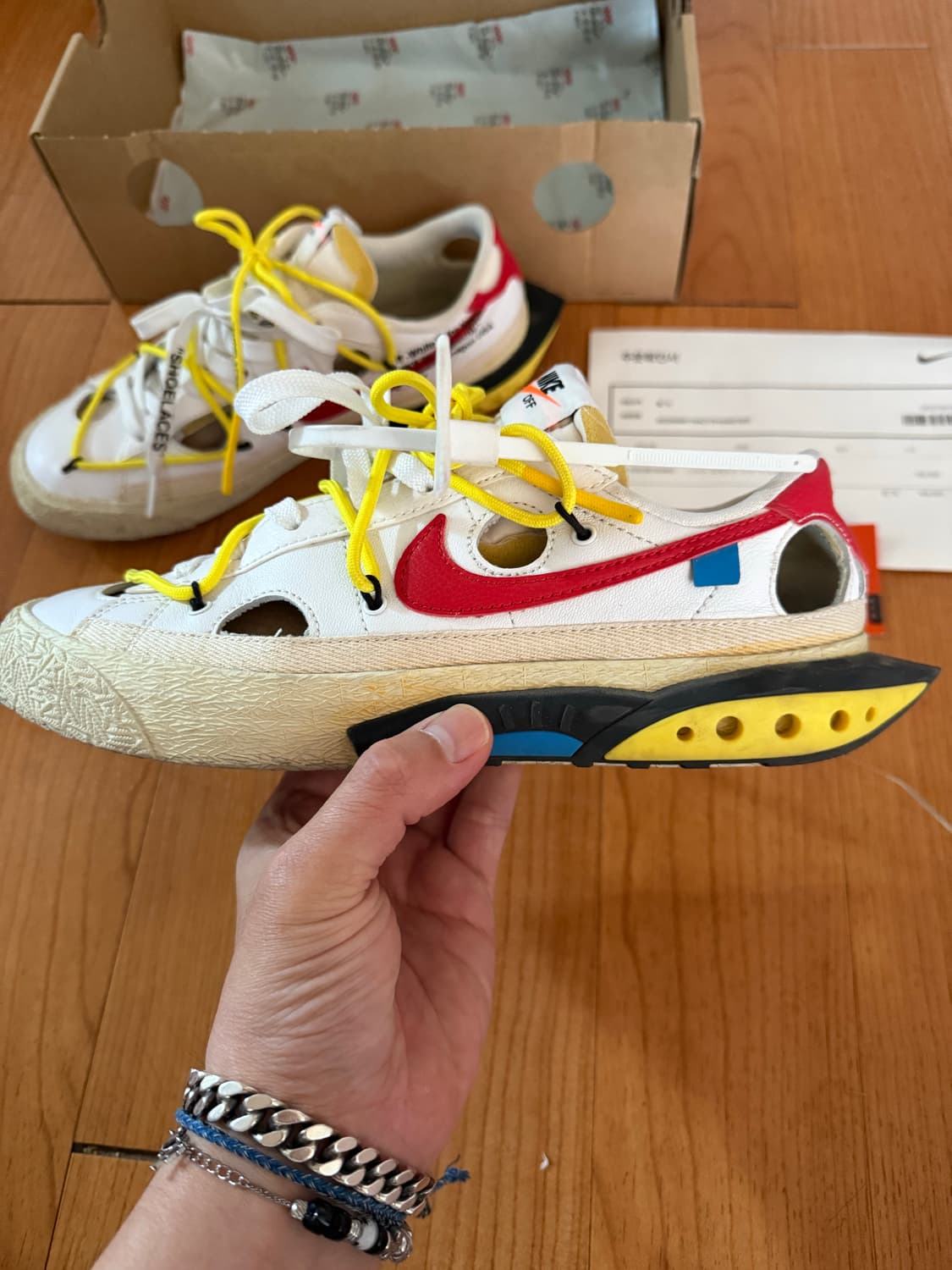 나이키 x 오프화이트 블레이저 로우 77 상품이미지1