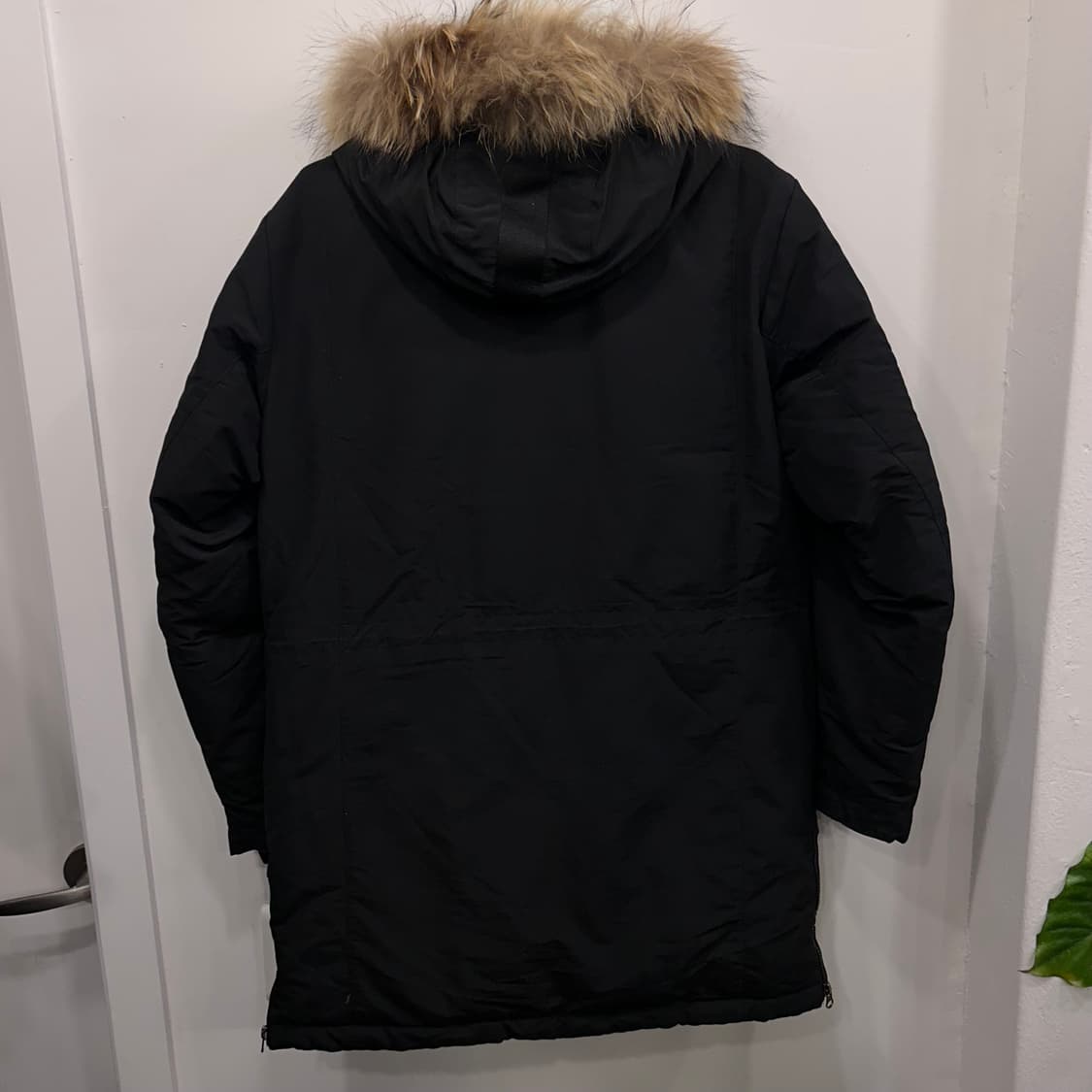  네파 익스플로러 라쿤헤어 구스다운 후드 롱패딩 상품이미지5