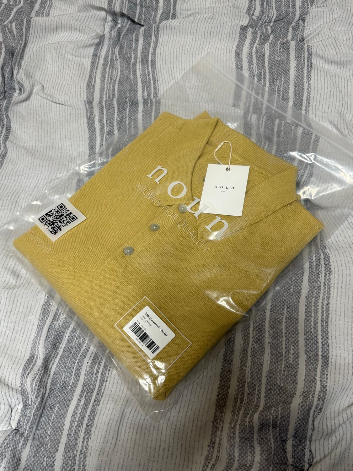 (1, 새상품) 노운 에센셜 카라 니트 머스타드 상품이미지3