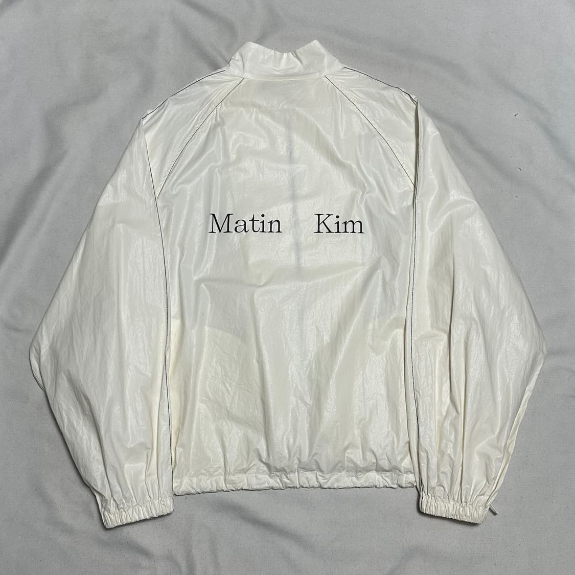 F 마뗑킴 로고 코팅 화이트 바람막이 상품이미지2