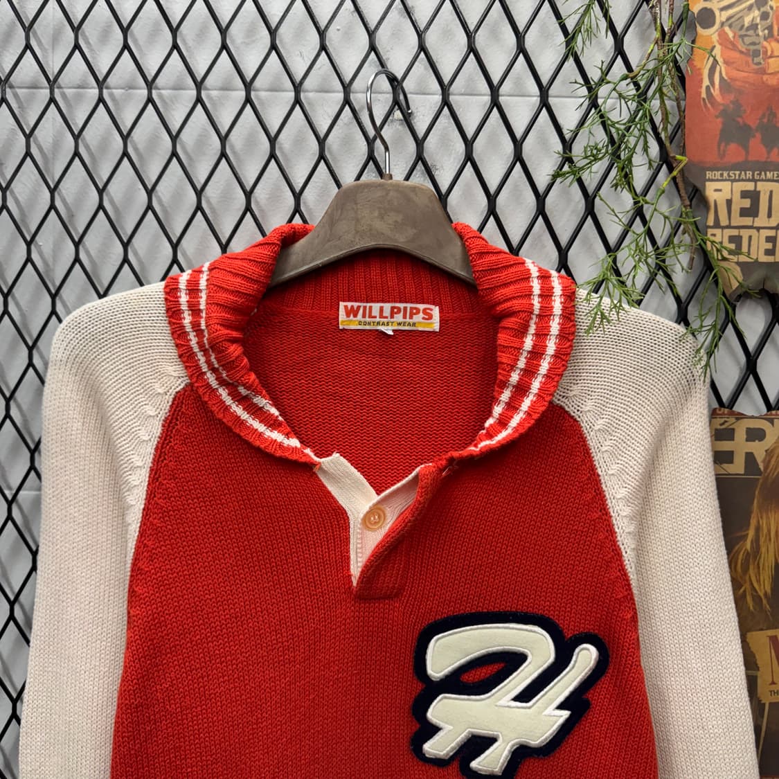 00s JPN VINTAGE 니트 전면 빅로고 포인트 레드 아이보리 상품이미지3