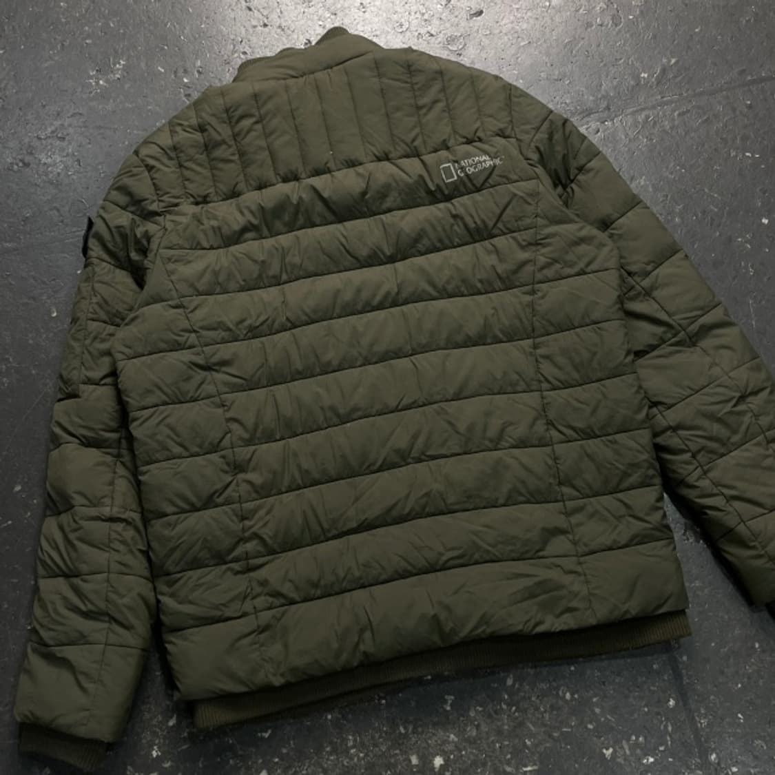 100 내셔널지오그래픽 와펜 경량패딩  상품이미지6