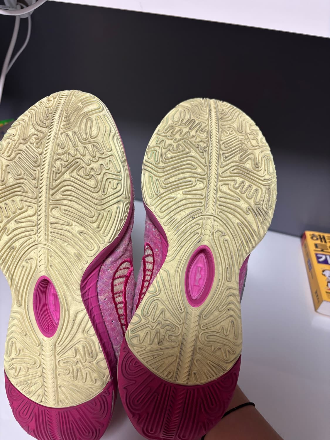 르브론21 상품이미지2