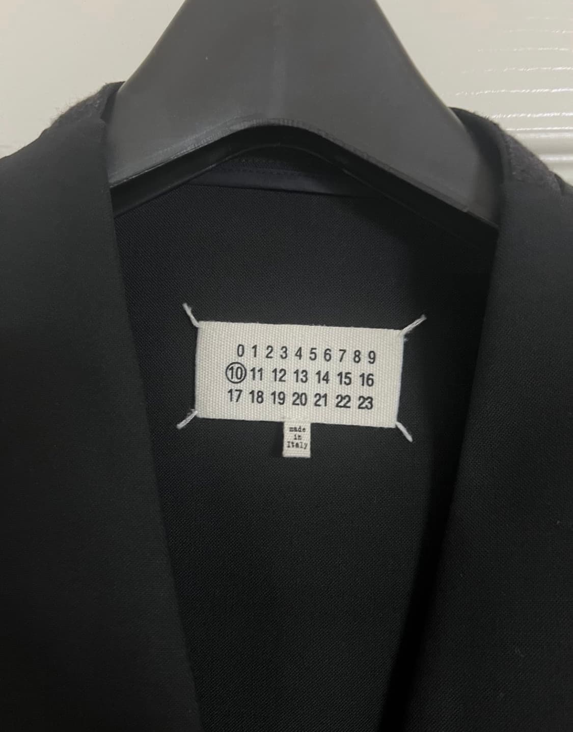 마르지엘라 카라리스 블레이저 52사이즈 블랙 판매합니다 상품이미지4
