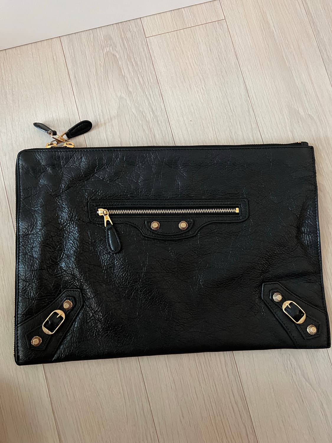 발렌시아가 클러치백 상품이미지1