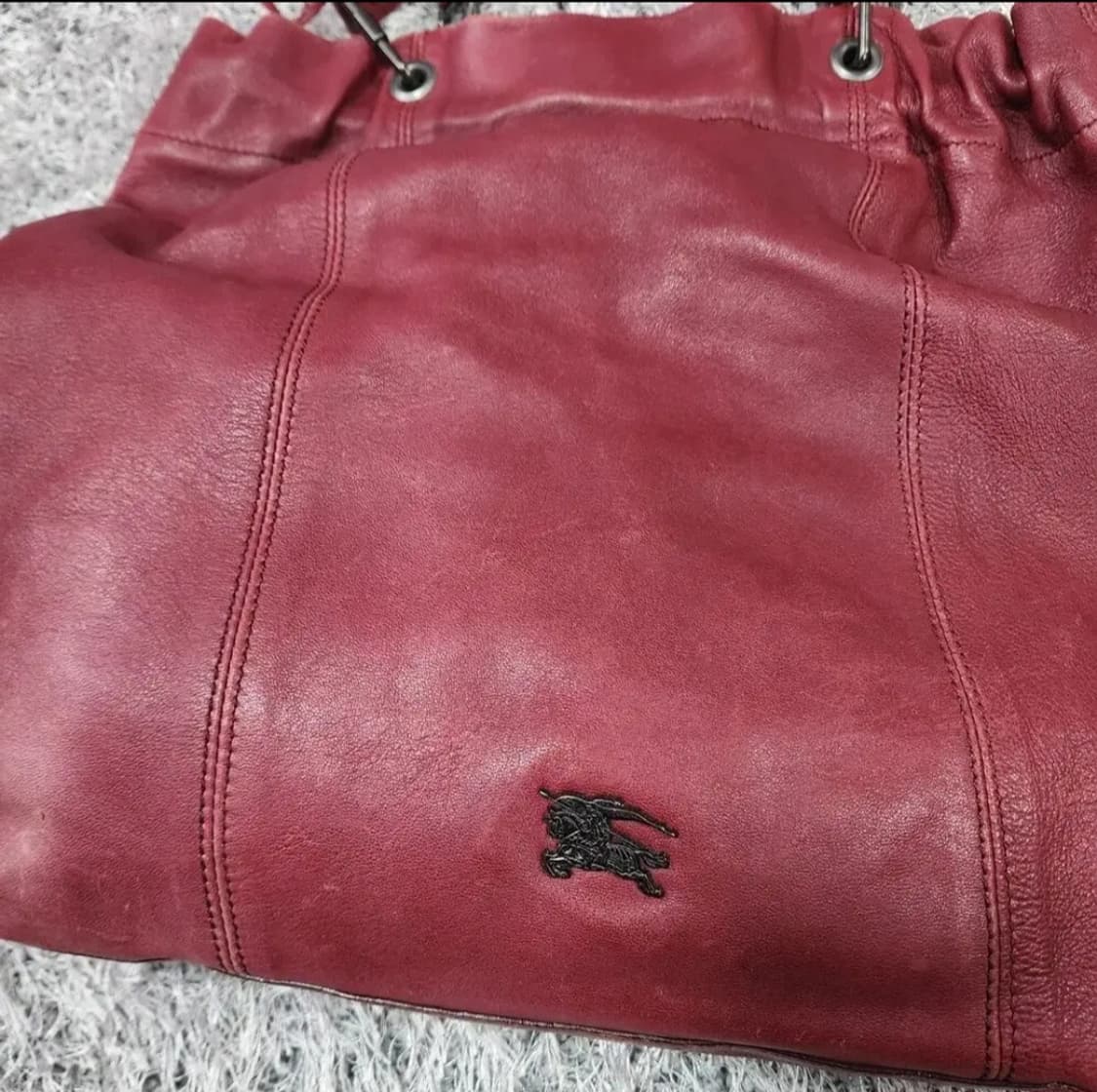 버버리 레더 숄더백 상품이미지7