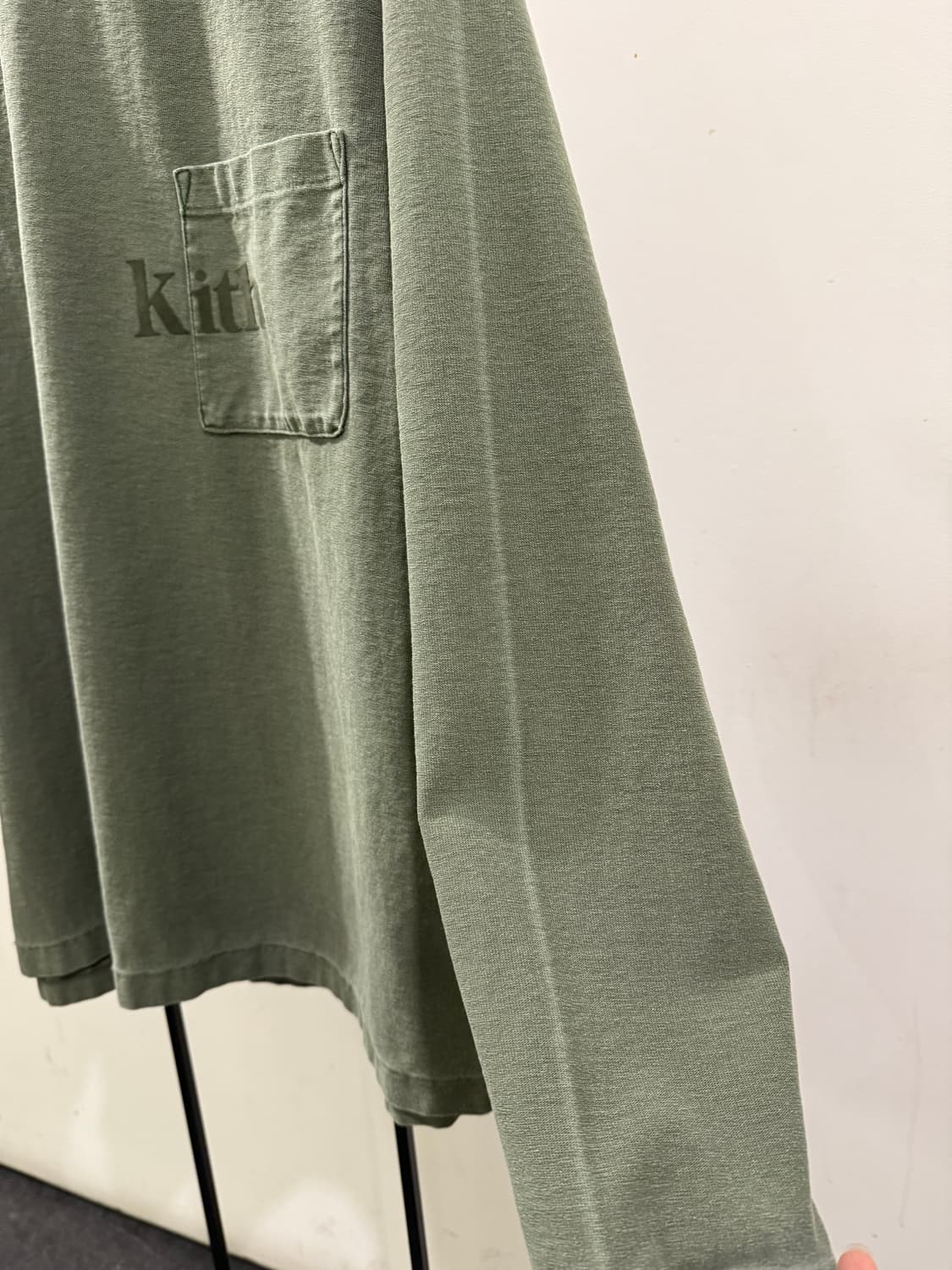 [새상품급-XL] KITH 키스 롱슬리브 퀸 티셔츠 상품이미지3