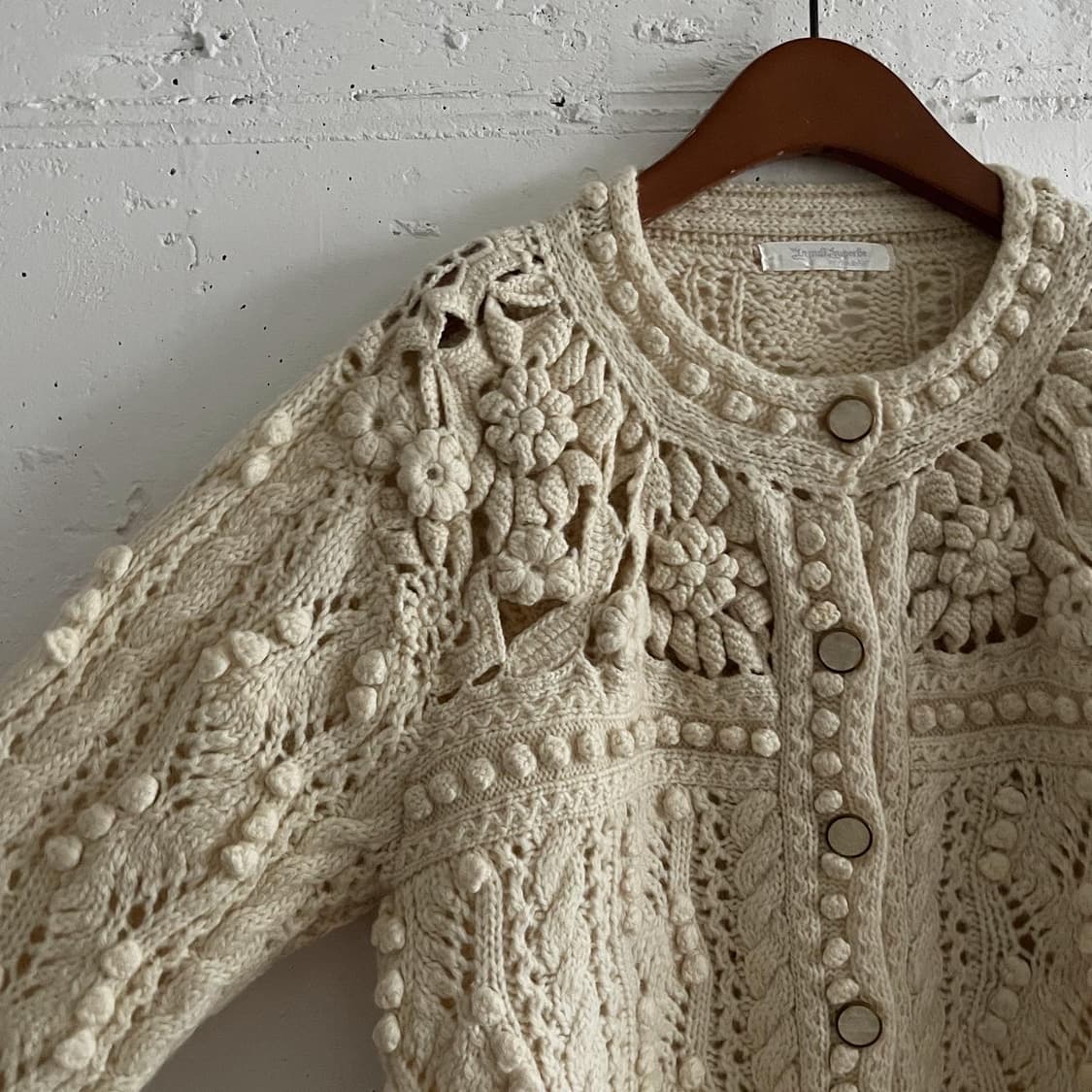 크림색 뜨개 가디건 상품이미지3