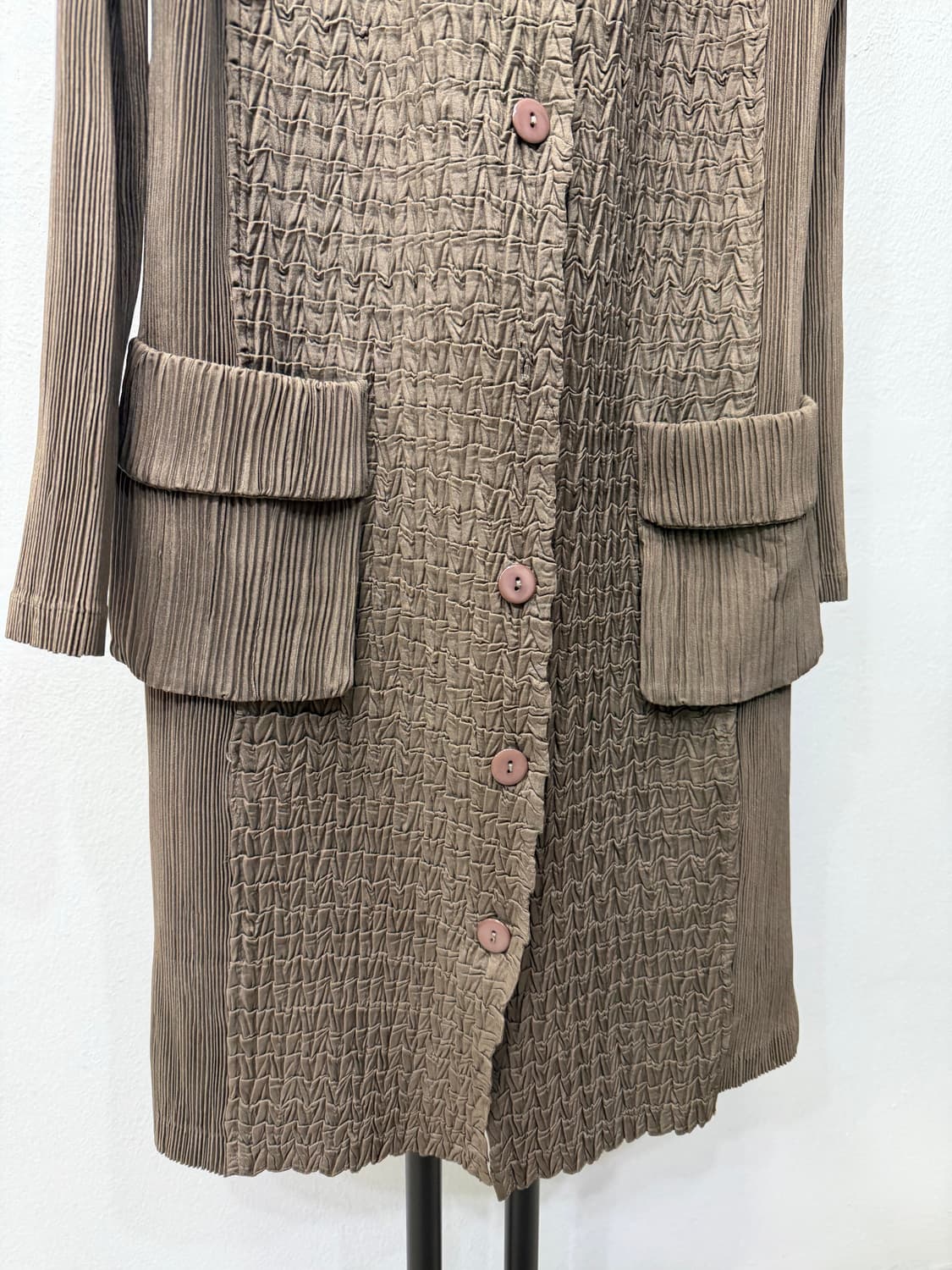 정품) CLOMA 플리츠 주름 자켓 F 상품이미지4