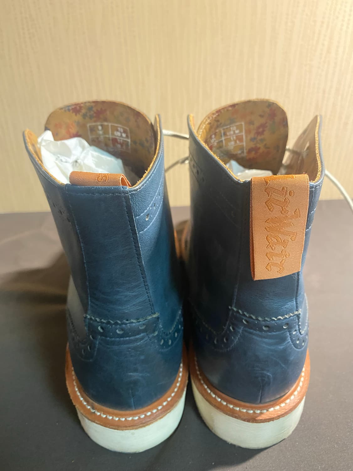 닥터마틴 밴틀리 윙팁부츠 7홀 us10 상품이미지5