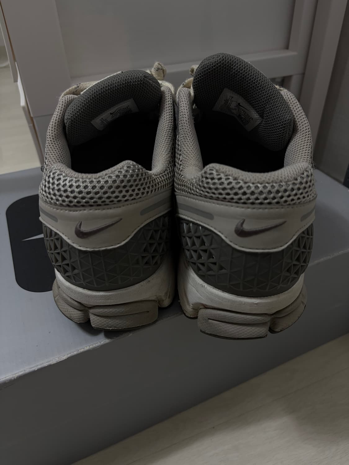 나이키 줌 보메로 5 290 상품이미지3