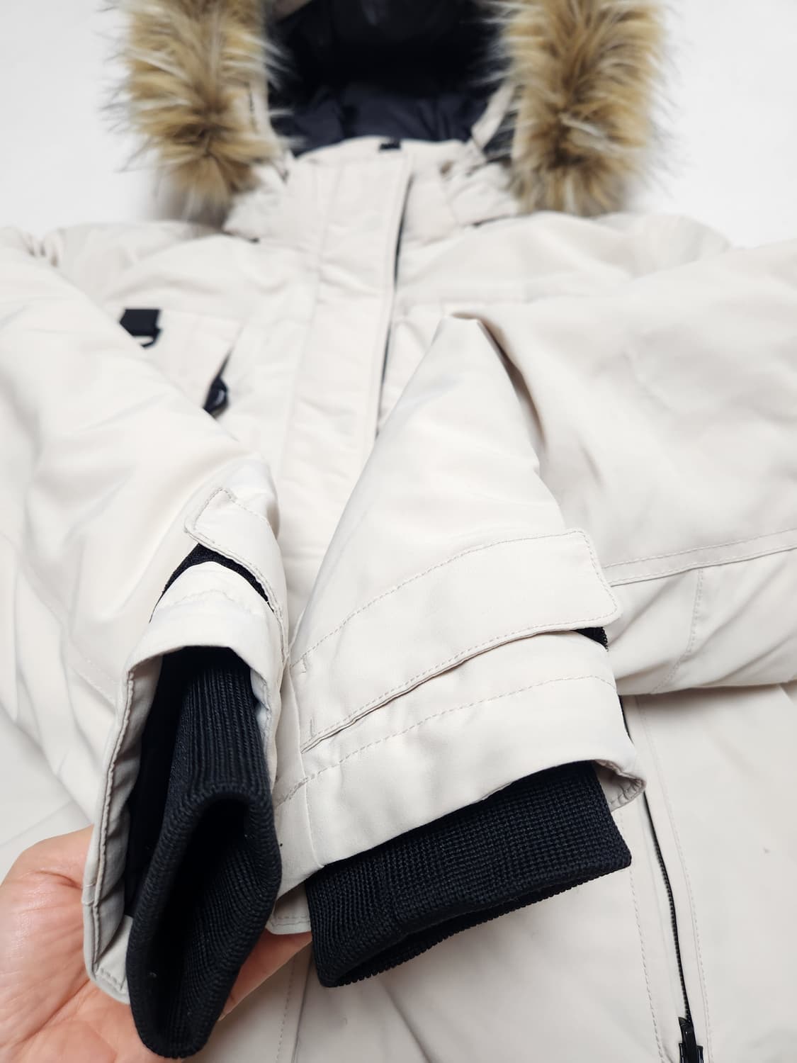 내셔널지오그래픽 아이보리 패딩 M 상품이미지4