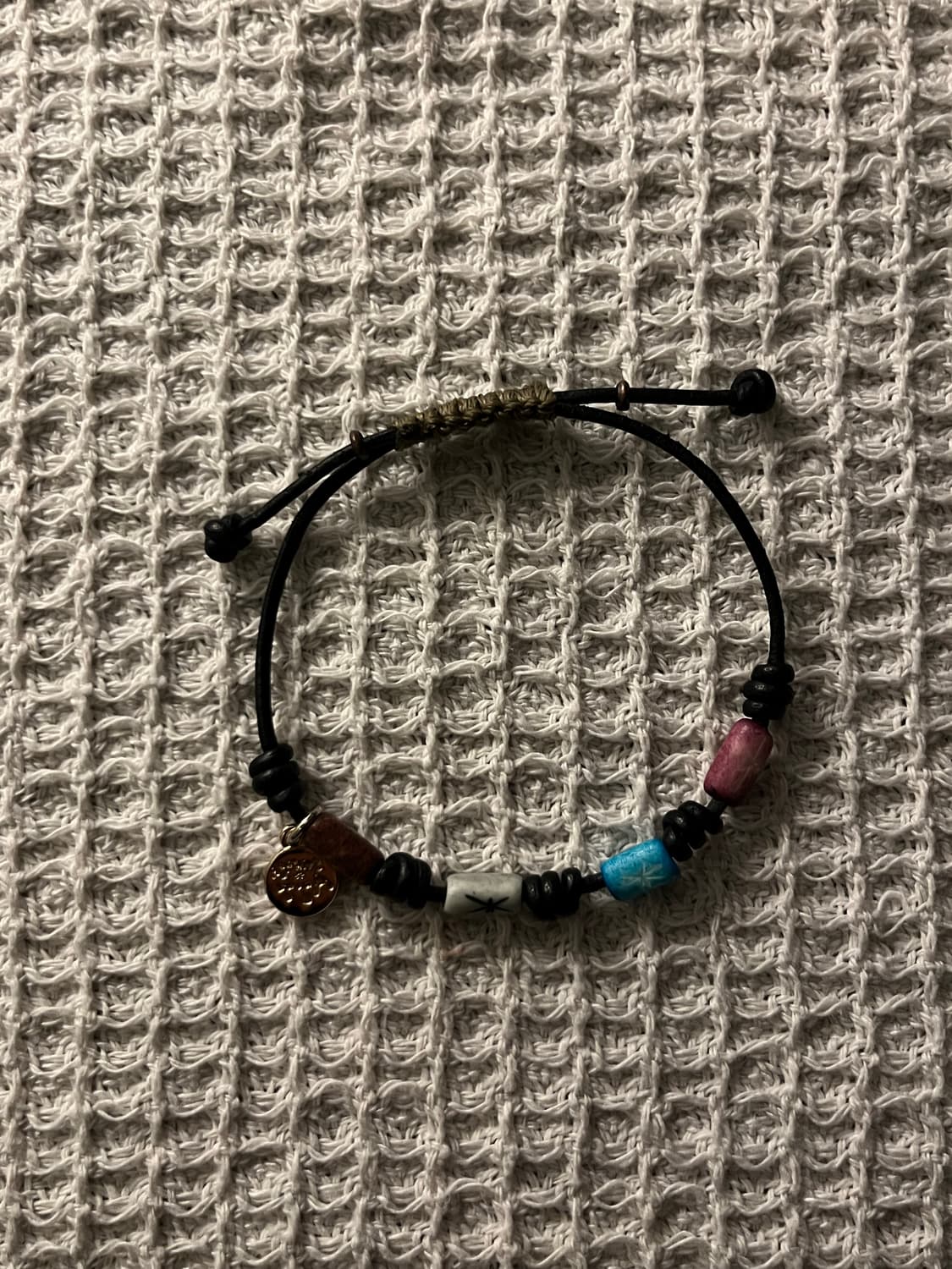 토우토우아카이브 팔찌 상품이미지1